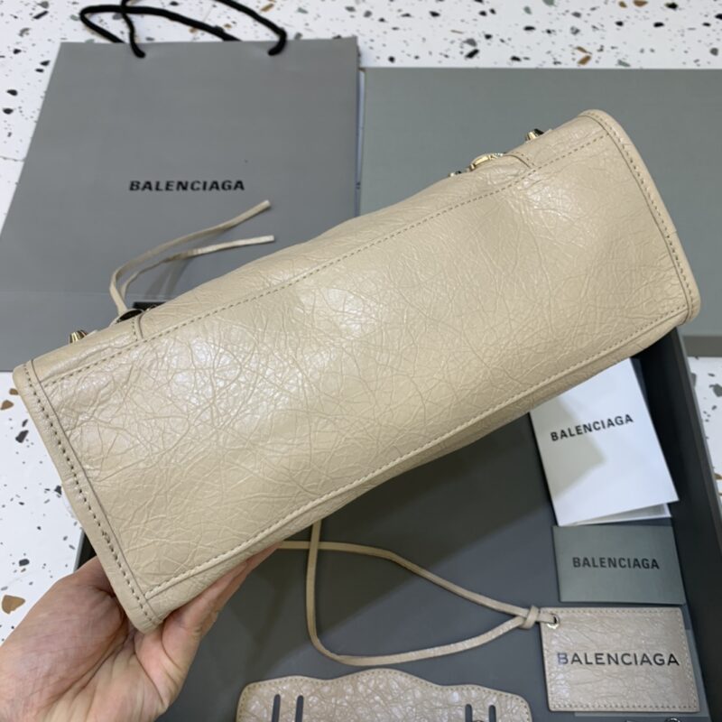 balenciaga-agneau-apricot-gallery-1