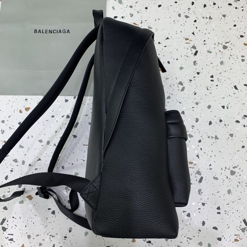 balenciaga-backpack-black-gallery-2