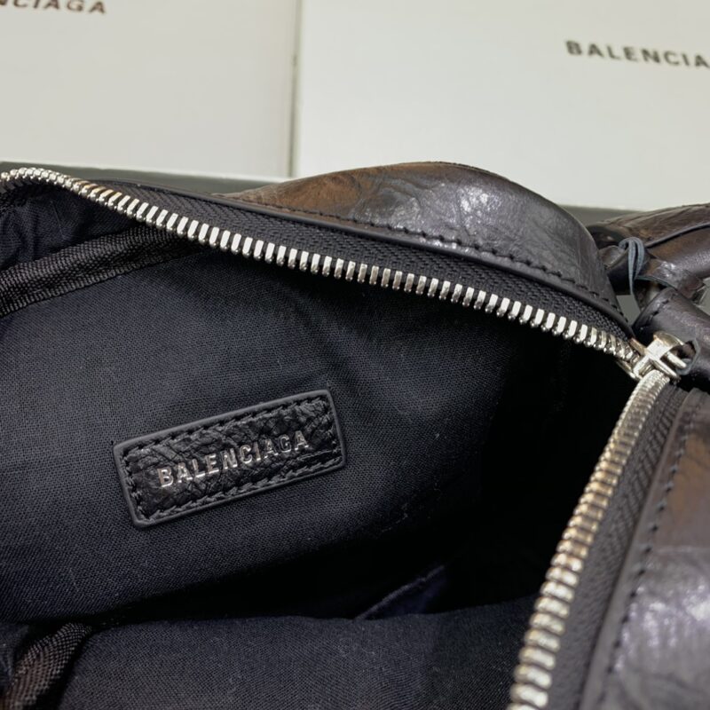 balenciaga-cagole-crossbody-gallery-6