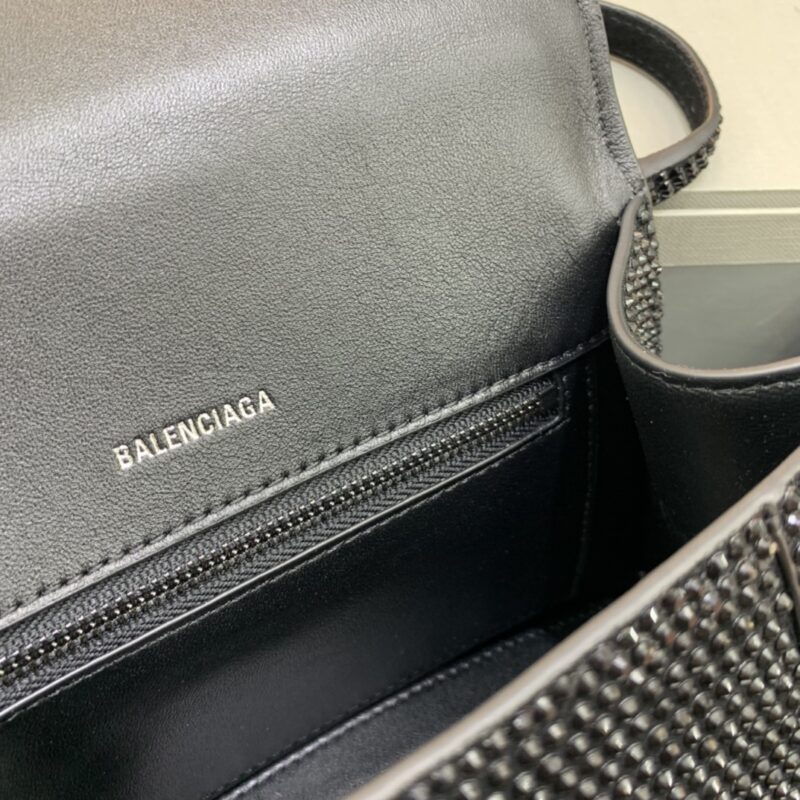 balenciaga-diamond-black-gallery-7