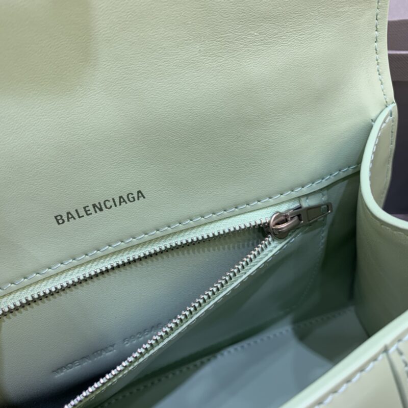 balenciaga-hourglass-green-gallery-7