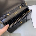 balenciaga-hourglass-on-chain-black-gallery-2