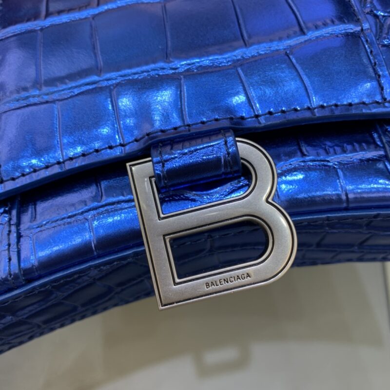 balenciaga-hourglass-on-chain-blue-gallery-6