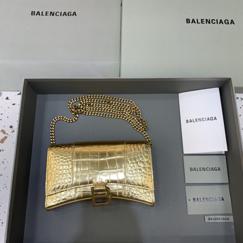 balenciaga-hourglass-on-chain-gold-gallery-2