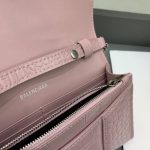 balenciaga-hourglass-on-chain-pink-gallery-1