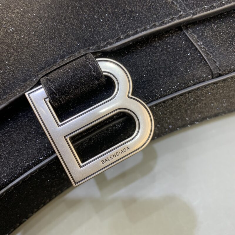 balenciaga-hourglass-on-chain-shine-black-gallery-7