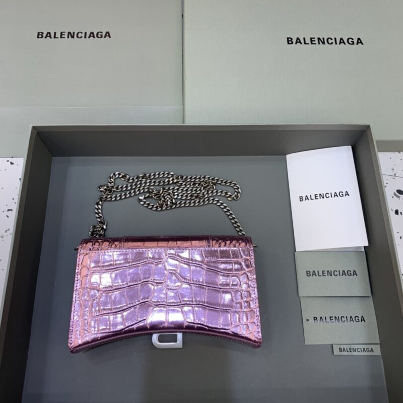 balenciaga-hourglass-on-chain-shine-purple-gallery-1