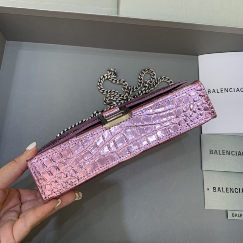 balenciaga-hourglass-on-chain-shine-purple-gallery-3