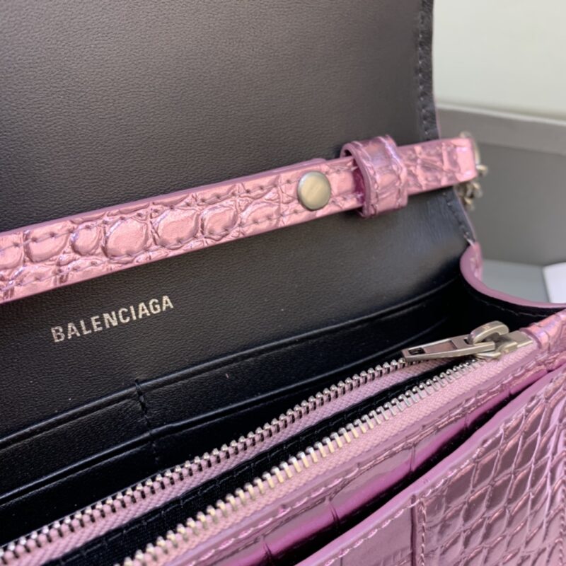 balenciaga-hourglass-on-chain-shine-purple-gallery-4
