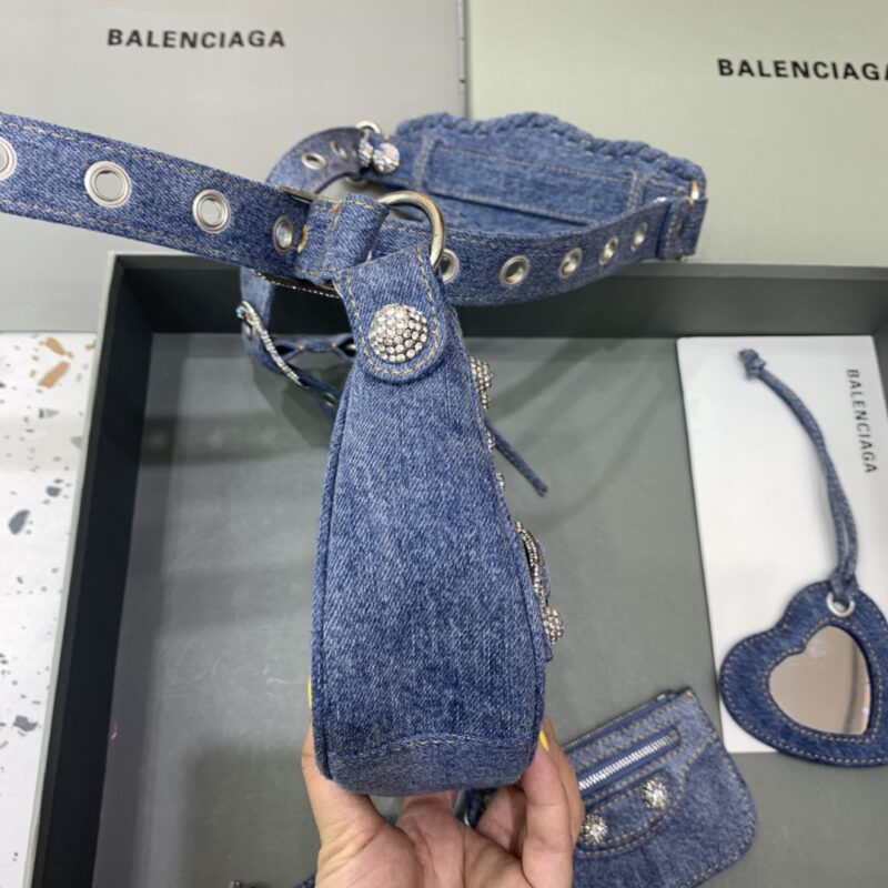 balenciaga-le-cagole-denim-gallery-2