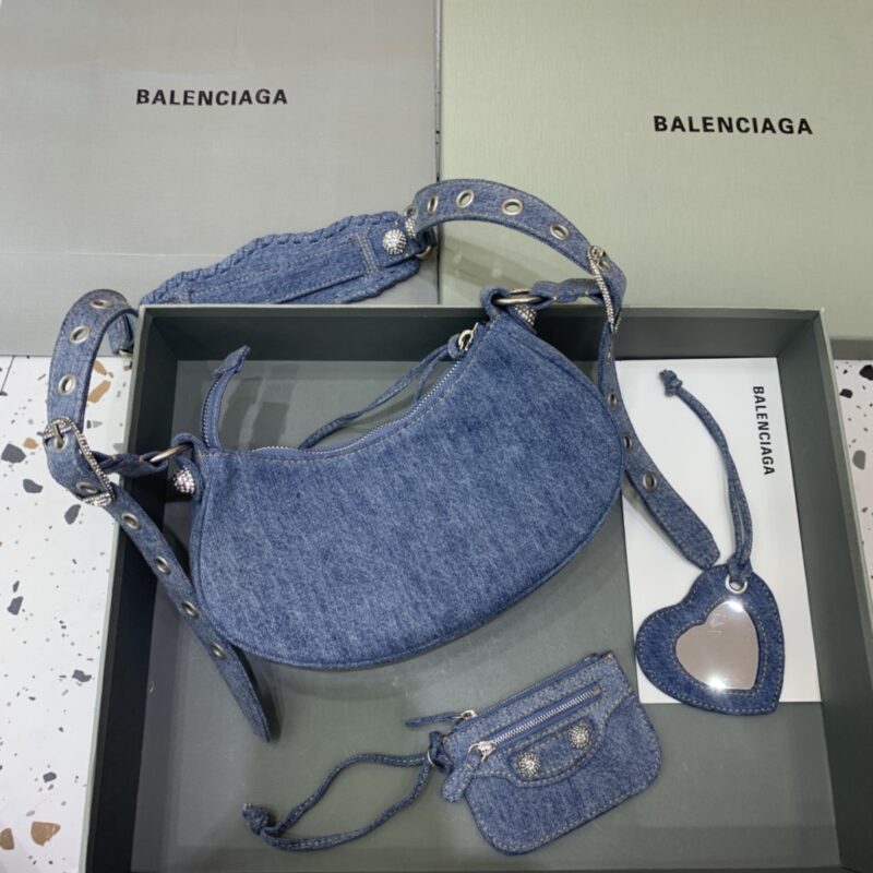 balenciaga-le-cagole-denim-gallery-3