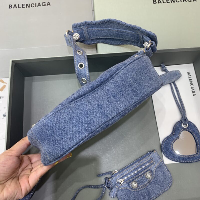 balenciaga-le-cagole-denim-gallery-7