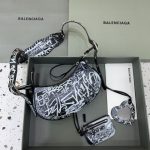 balenciaga-le-cagole-graffiti-black-gallery-2