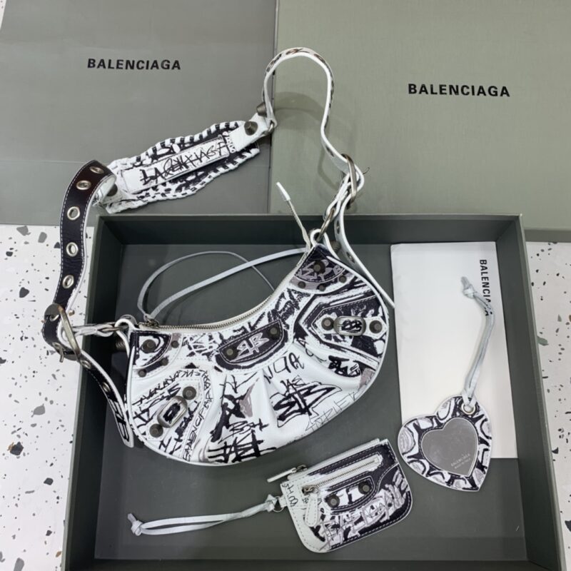 balenciaga-le-cagole-graffiti-white-gallery-2
