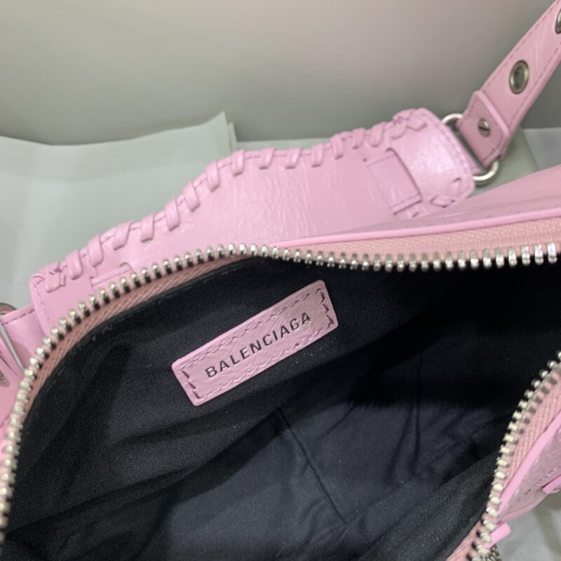 balenciaga-le-cagole-pink-gallery-5