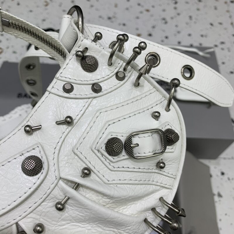 balenciaga-le-cagole-white-gallery-1