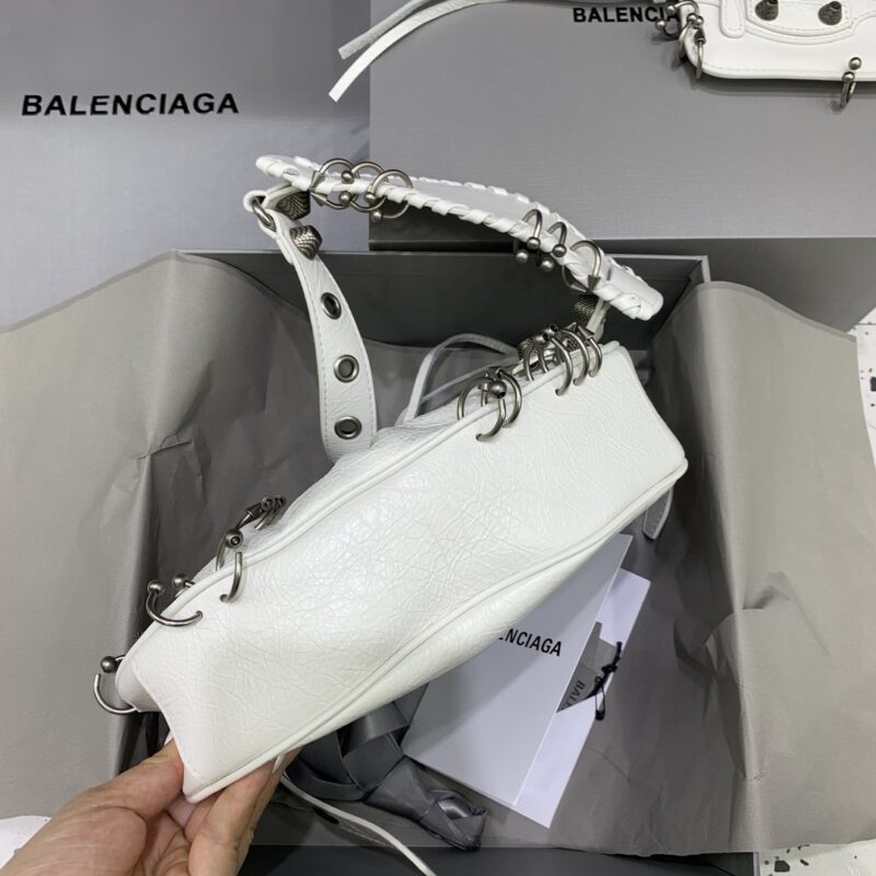 balenciaga-le-cagole-white-gallery-5