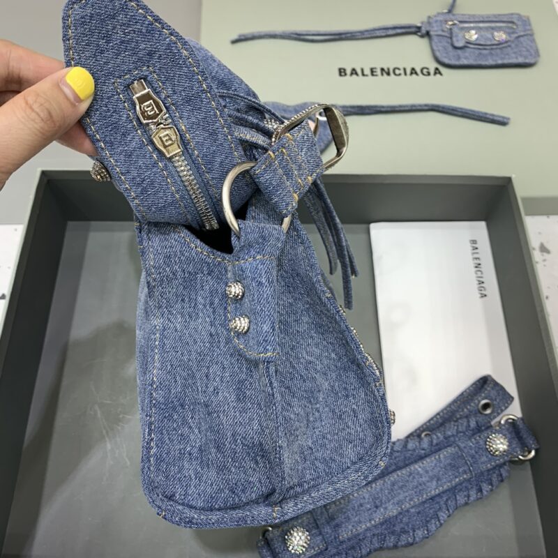 balenciaga-le-city-denim-gallery-2