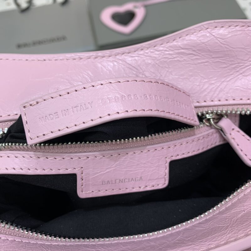 balenciaga-le-city-pink-gallery-1