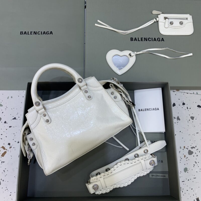 balenciaga-le-city-white-diamond-gallery-2