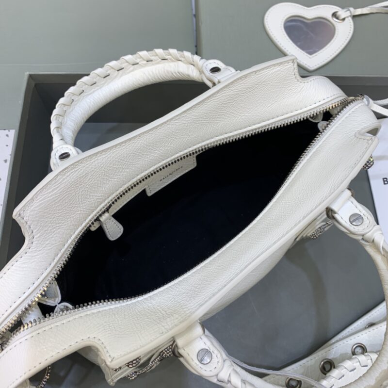 balenciaga-le-city-white-diamond-gallery-3