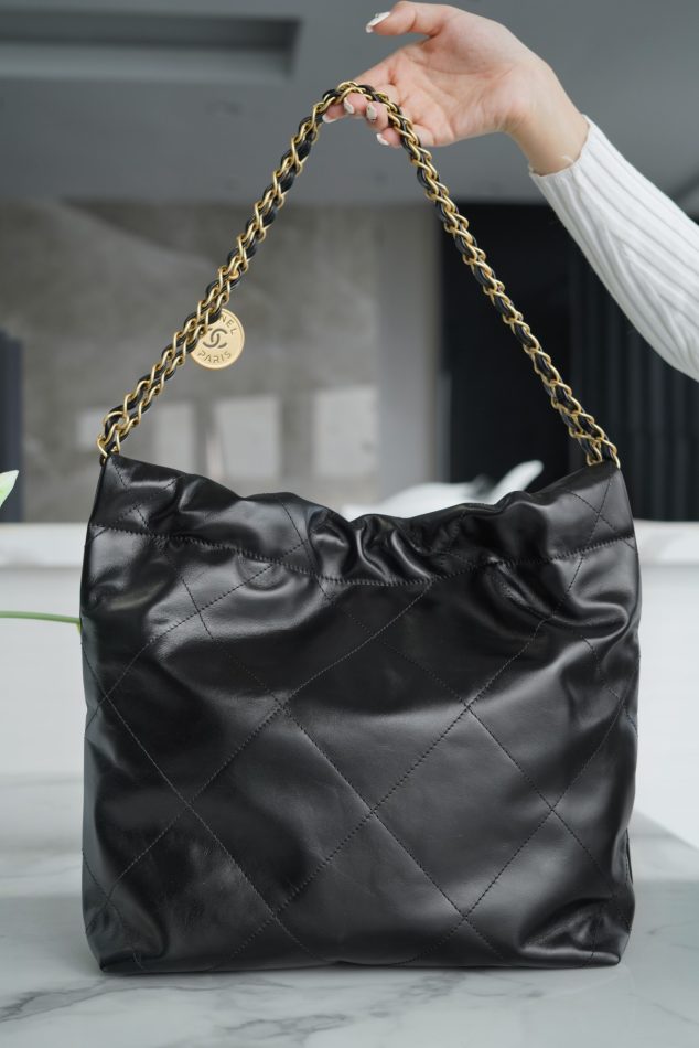 chanel-22-small-handbag-black-gallery-8