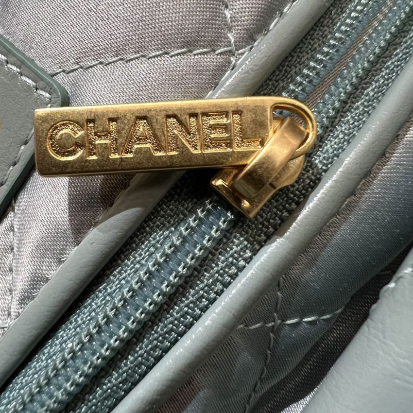 chanel-22-small-handbag-mint-green-gallery-2 CHANEL 22 Small Handbag Mint Green - fake chanel 22 detail 2