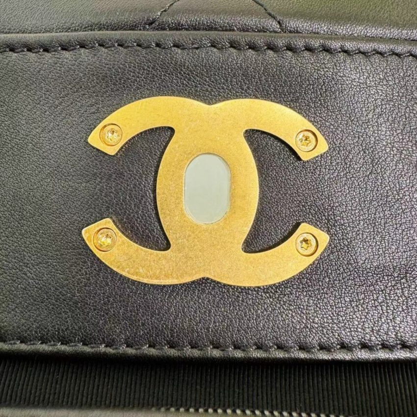 CHANEL 23A Hobo Bag - chanel hobo replica detail 8