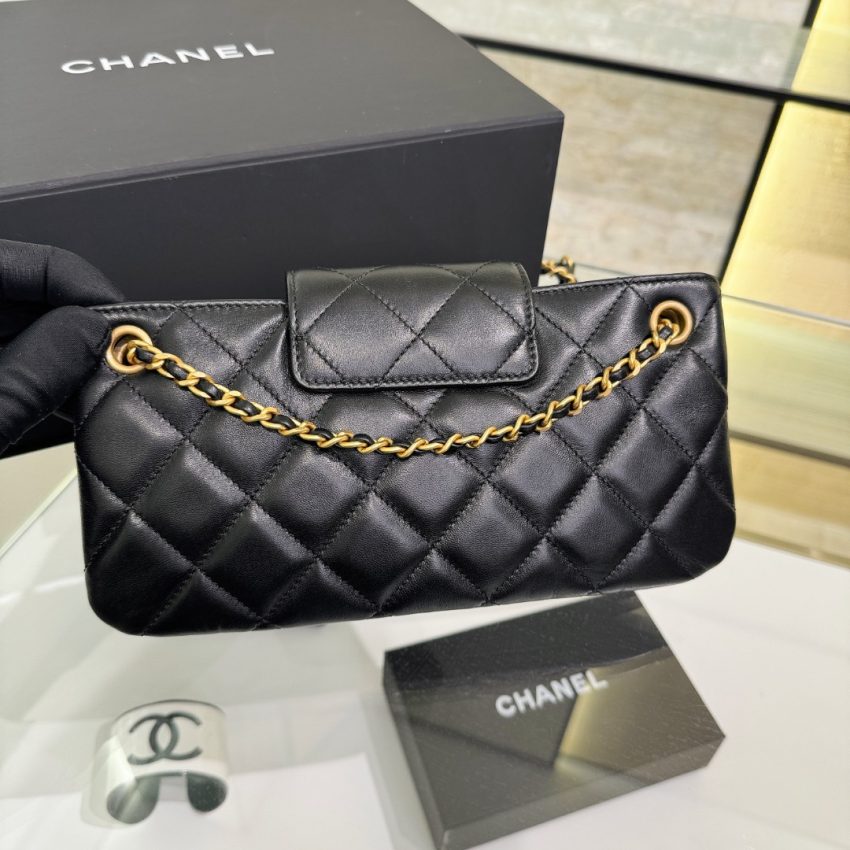Chanel 24c Baguette Bag Black Gallery 1
