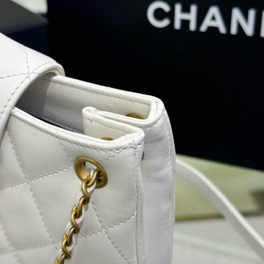 chanel-24c-round-shoulder-bag-white-gallery-5 CHANEL 24c Round Shoulder Bag White - chanel shoulder bag replica detail 8