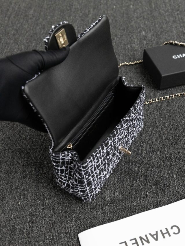 chanel-24p-tweed-black-and-white-gallery-4 CHANEL 24p Tweed Black and White - chanel tweed crossbody dupe detail 6
