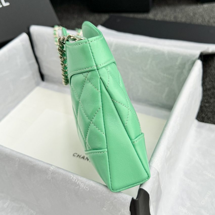 chanel-24s-mini-horizontal-green-gallery-5 CHANEL 24s Mini Horizontal Green - chanel mini horizontal dupe detail 8