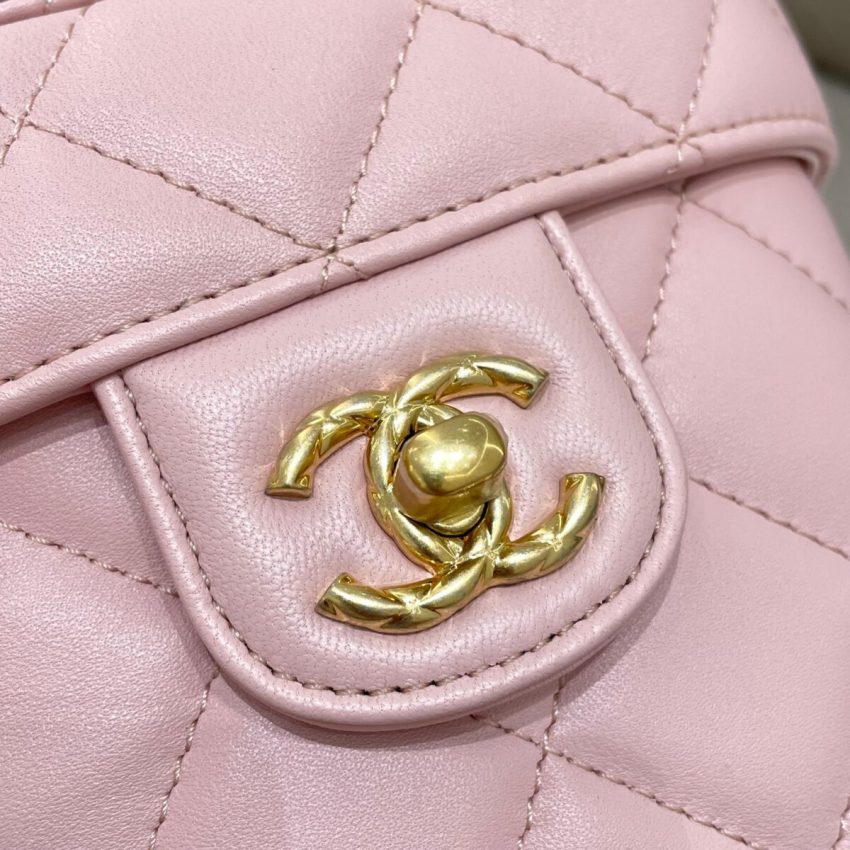 chanel-tweed-handle-crush-small-pink-gallery-6 CHANEL Tweed Handle Crush Small Pink - fake chanel tweed bag detail 10