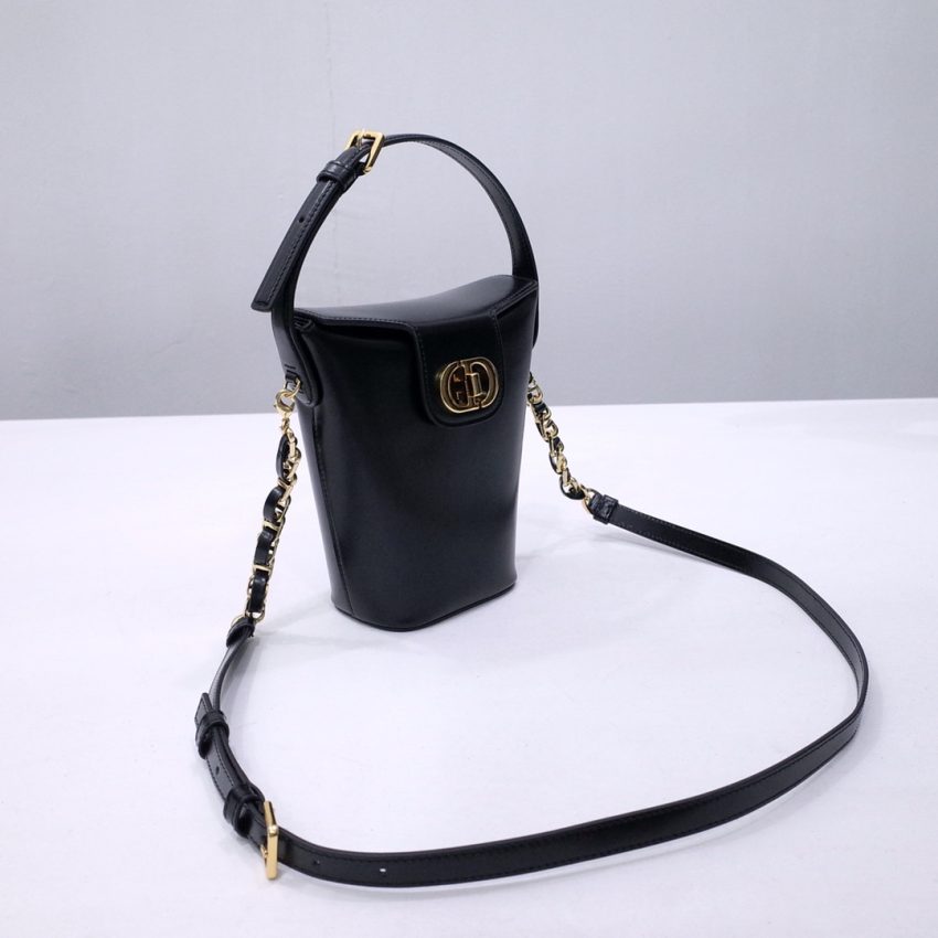 dior-30-montaigne-amber-chain-black-gallery-6