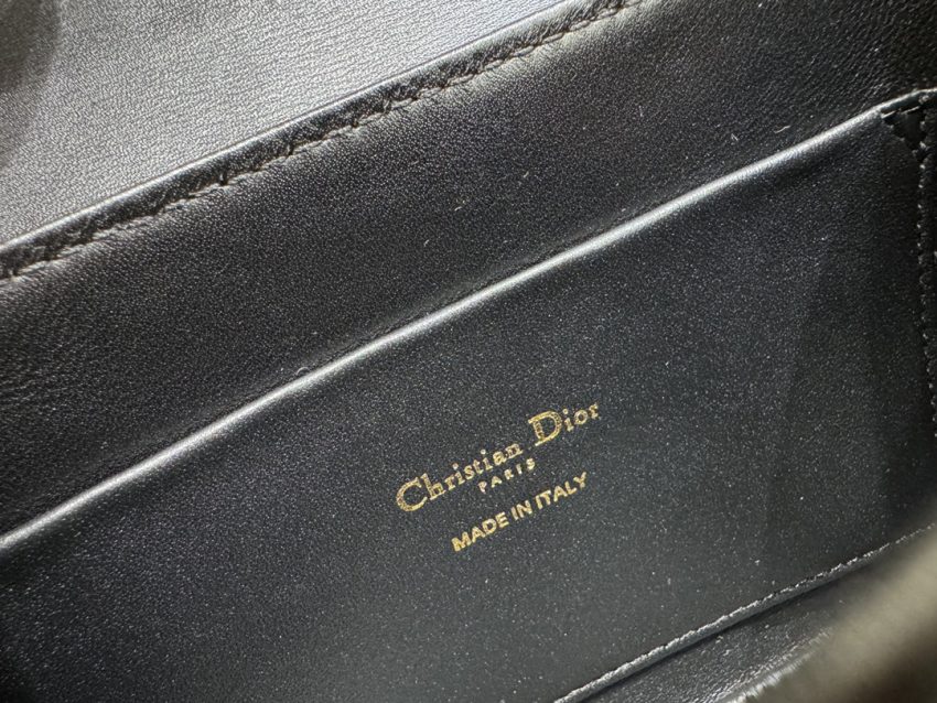 dior-30-montaigne-avenue-top-handle-black-gallery-6