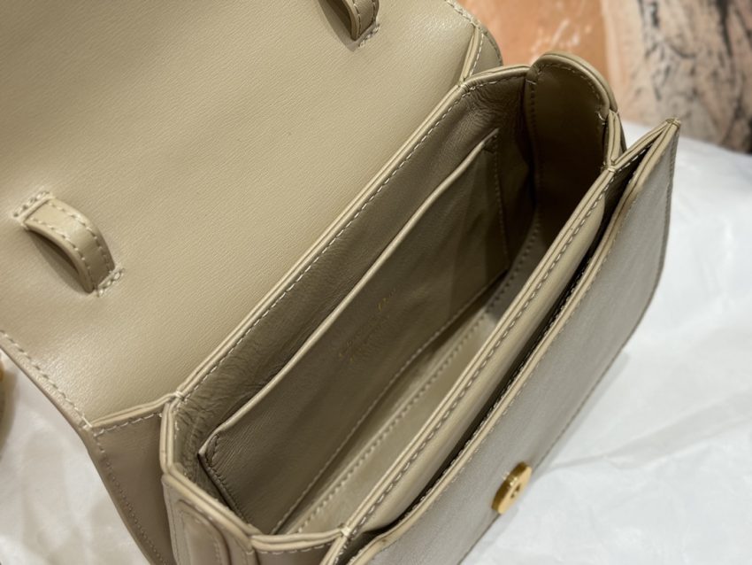 dior-30-montaigne-avenue-top-handle-brown-gallery-2