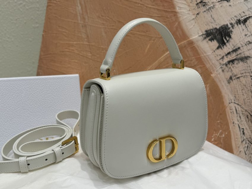 dior-30-montaigne-avenue-top-handle-white-gallery-6