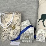 dior-30-montaigne-wallet-gallery-2