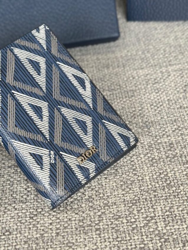 dior-bi-fold-card-holder-4-colors-gallery-6