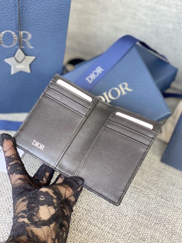 dior-bi-fold-card-holder-black-gallery-8