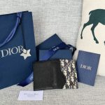 dior-bi-fold-card-holder-gallery-4