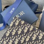 dior-bi-fold-card-holder-oblique-white-gallery-7