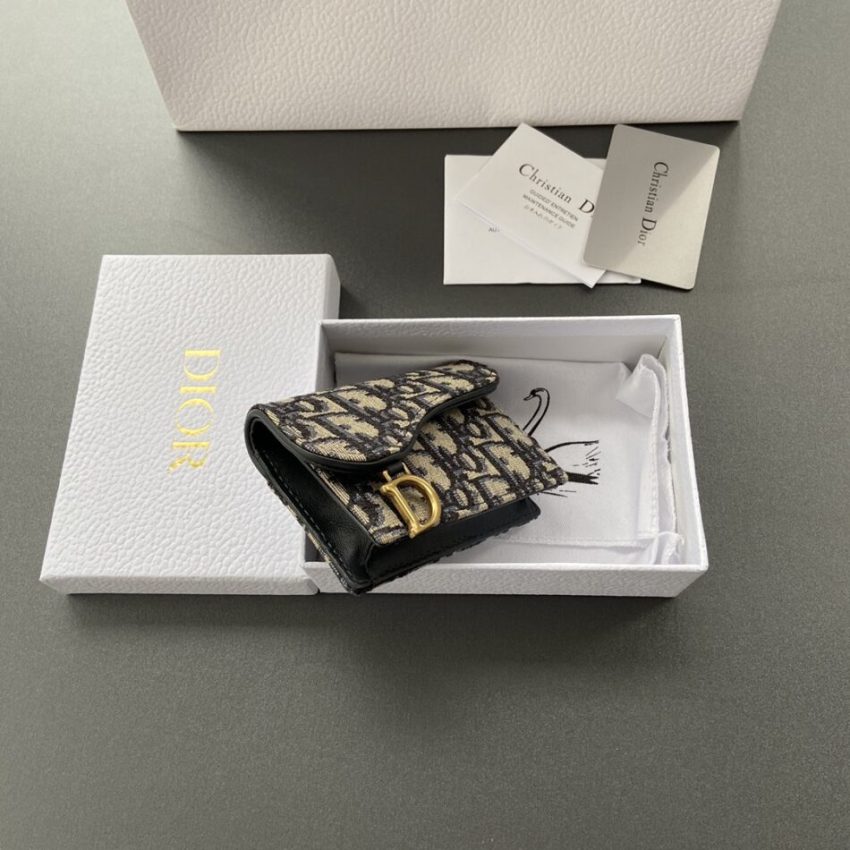 dior-bloom-card-holder-gallery-2