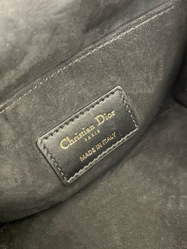 dior-boston-black-gallery-6