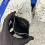 dior-card-holder-all-colors-gallery-3