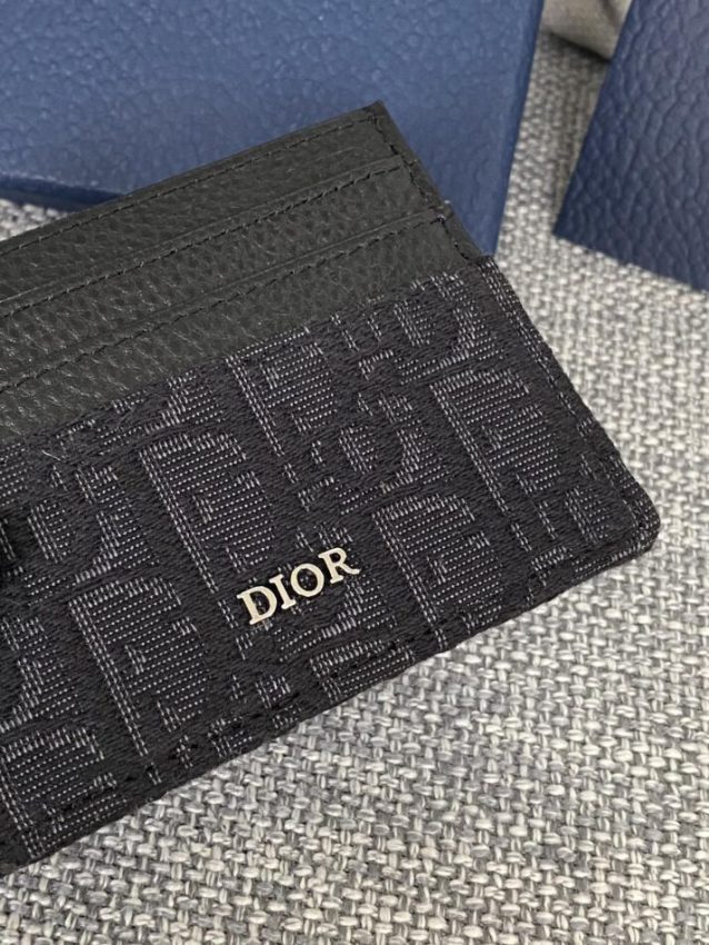 dior-card-holder-black-man-gallery-2