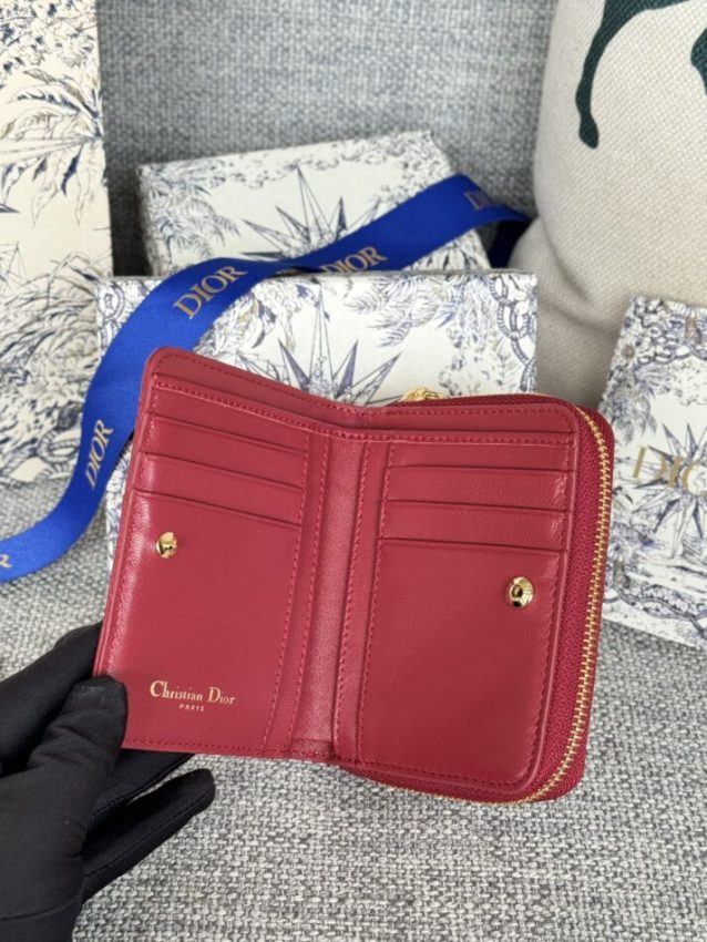 dior-caro-wallet-gallery-1