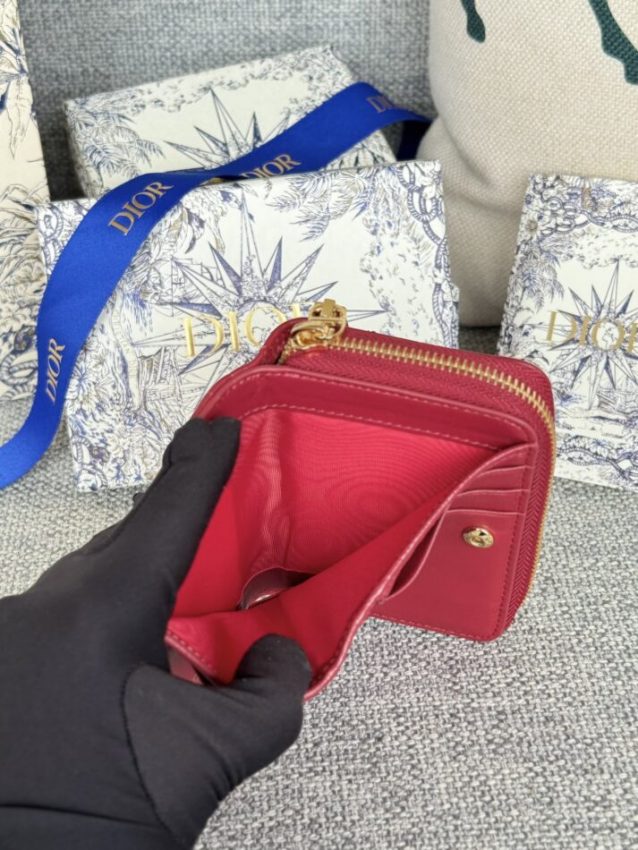 dior-caro-wallet-gallery-3