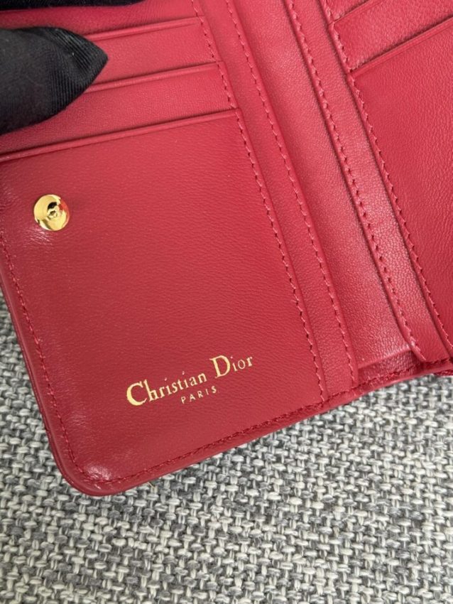 dior-caro-wallet-gallery-8
