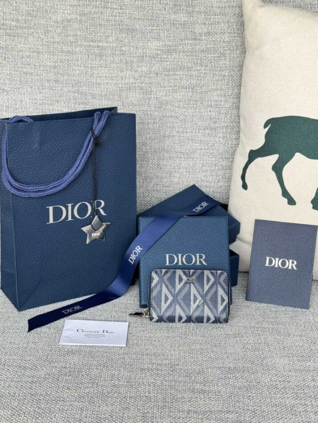 dior-coin-purse-gallery-4